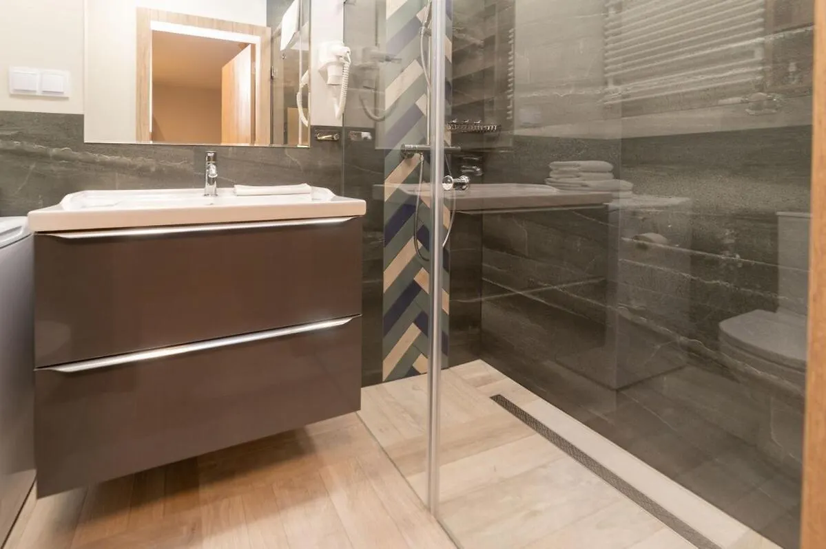 Studio Apartment With Projector And Balcony Between Main Square And Kazimierz Quarter 克拉科夫