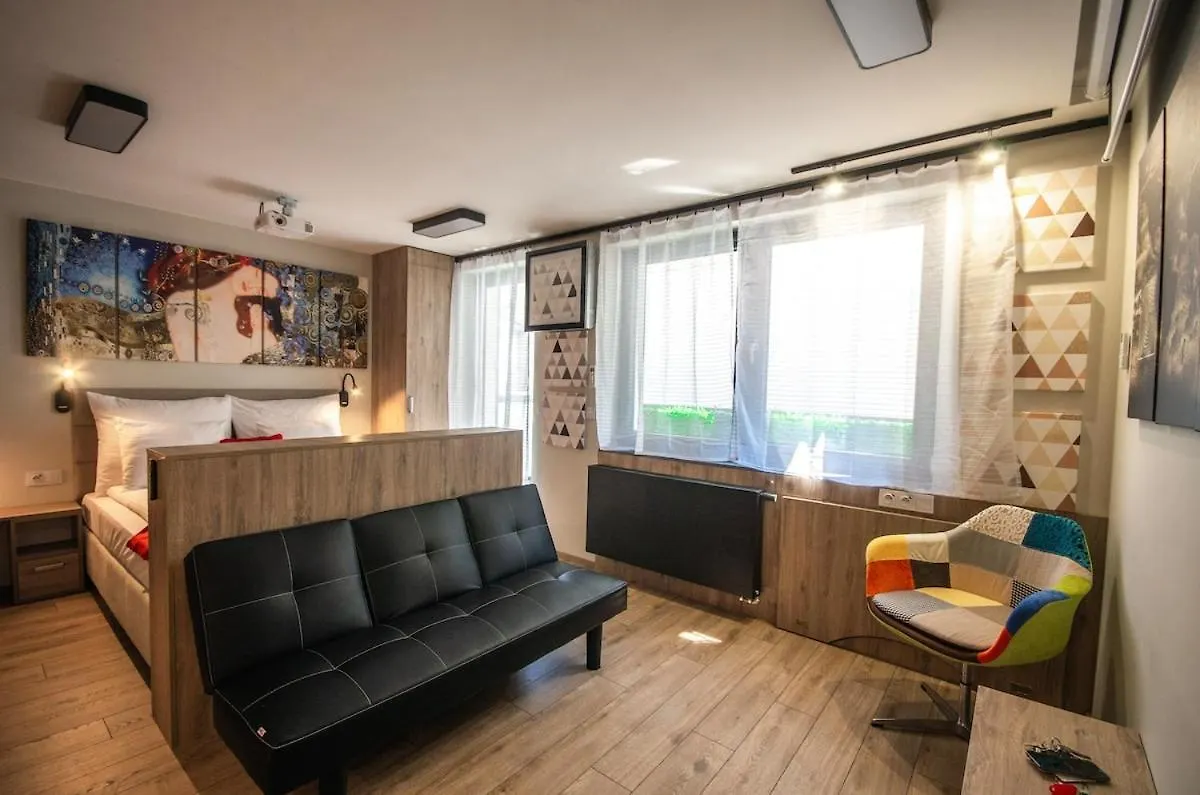 Studio Apartment With Projector And Balcony Between Main Square And Kazimierz Quarter Krakow