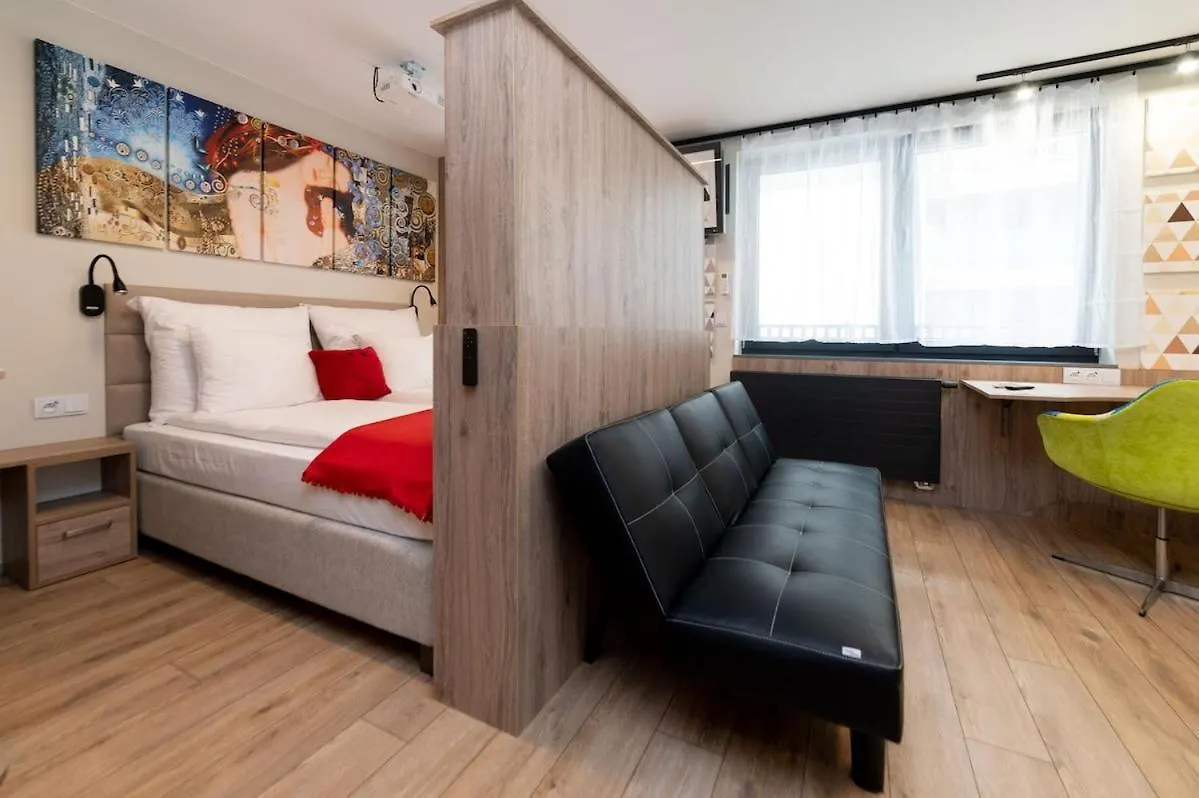 Studio Apartment With Projector And Balcony Between Main Square And Kazimierz Quarter Krakow