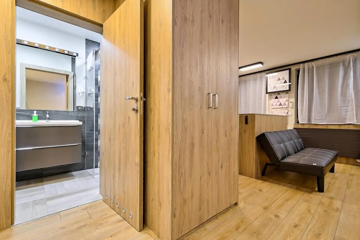 Studio Apartment With Projector And Balcony Between Main Square And Kazimierz Quarter Krakow